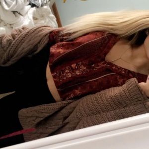 brandy melville long sleeve crop